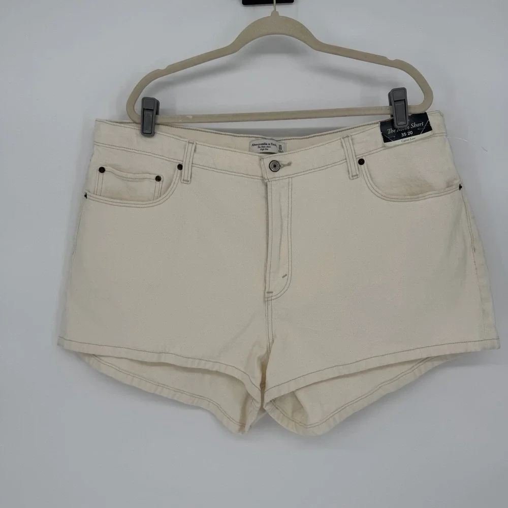 Abercrombie & Fitch Sz 35/20 The Mom Short Ivory High Rise Curve Love 2.5 Inseam